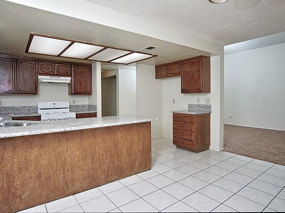 3rd image of 24319 Karry Ct