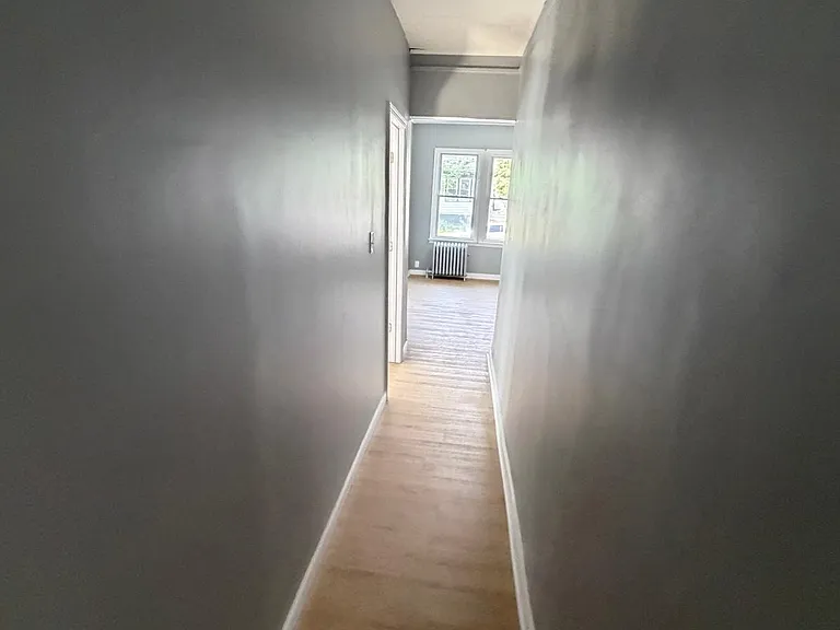 192 Mapes Ave #1 — Photo 8