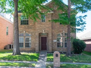 621 Gentry Ln, Flower Mound, TX 75028