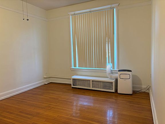 2nd image of 709 S 3rd St APT 524