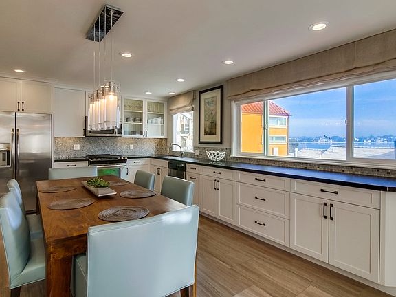 4th image of 838 Rockaway Ct