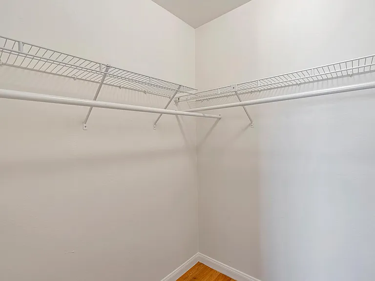 320 Peninsula Ave #413 — Photo 13