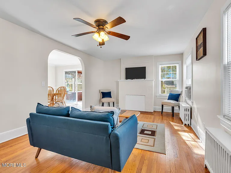 37 Highland Ave — Photo 9