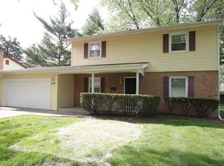 9747 Lonnquist Dr, Franklin Park, IL 60131