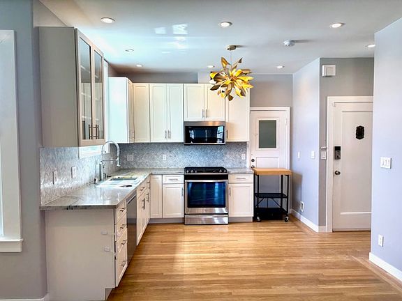 5th image of 1279 25th Ave #101