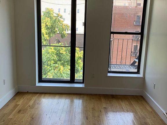 3rd image of 193 Bedford Ave Ste B