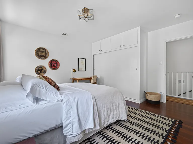 3831 Broadlawn Dr — Photo 24
