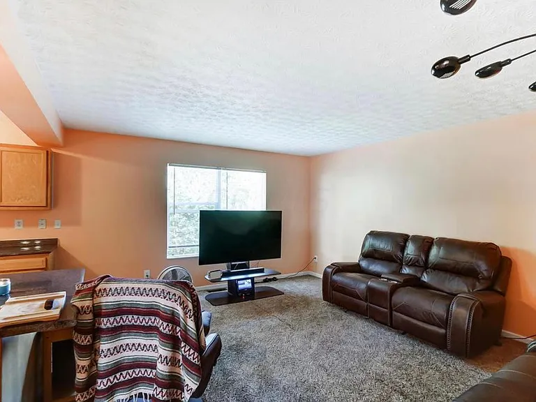 3758 Dunlane Ct — Photo 10