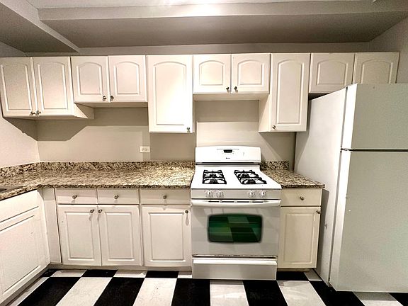 4th image of 2809 N Kedzie Ave #Ga