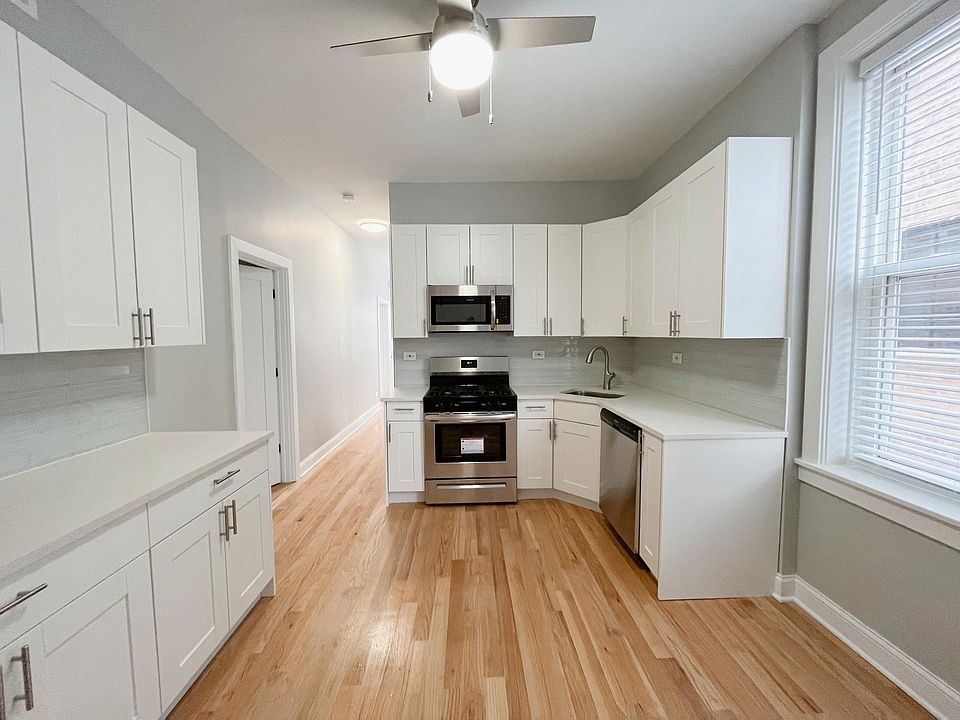 1st image of 2324 W Walton St #1F