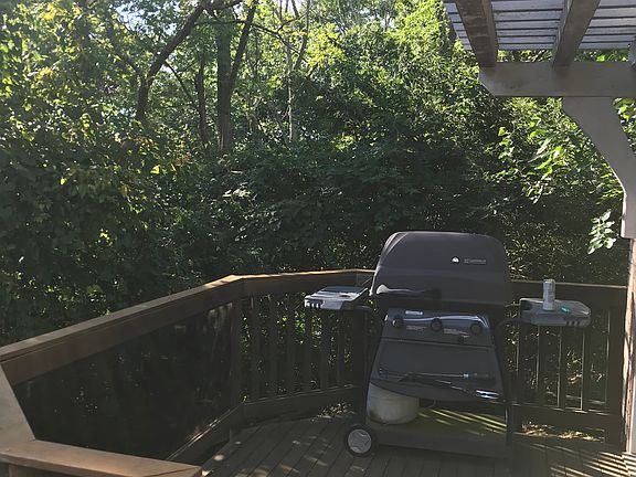 2nd image of 5881 Chapelhill Dr