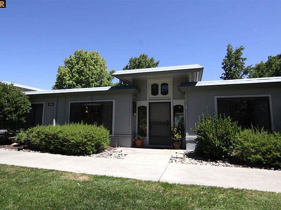 5th image of 2116 Pine Knoll Dr Unit 7