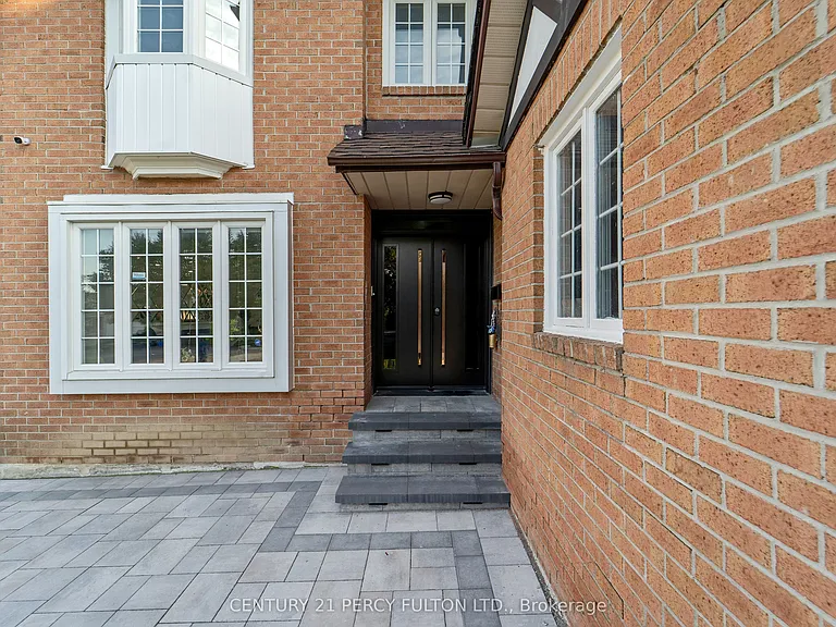 1071 Glenanna Rd — Photo 4
