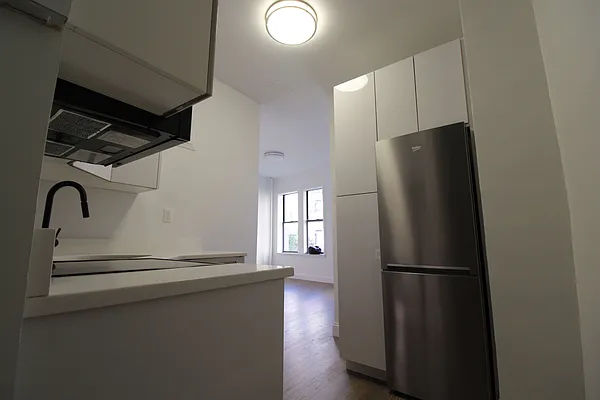 Rented by Blip LLC | media 37