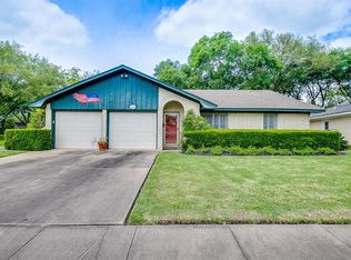 310 Town And Country Dr #EL, El Campo, TX 77437