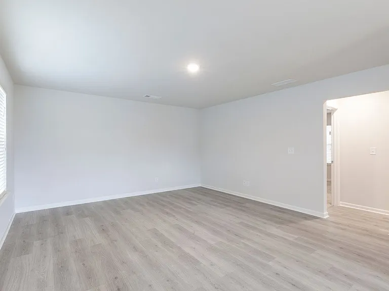 2943 Cottage Ln — Photo 16