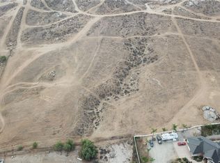 70 Frankland Ln, Riverside, CA 92504