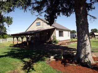 38391 Pine Town Ln, Halfway, OR 97834