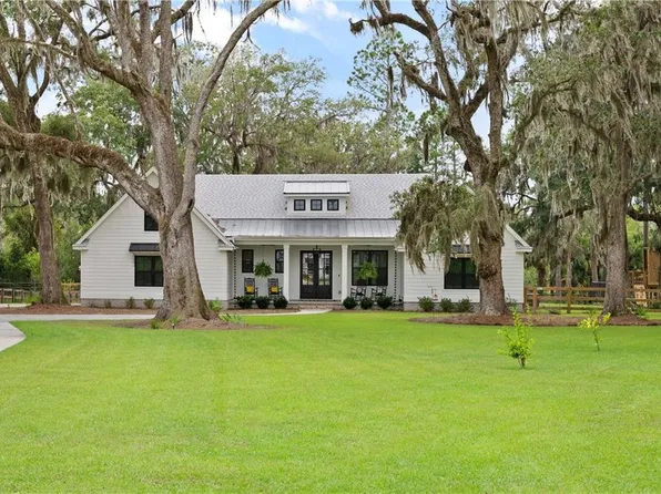 473 Salt Creek Way E, Brunswick, GA 31523