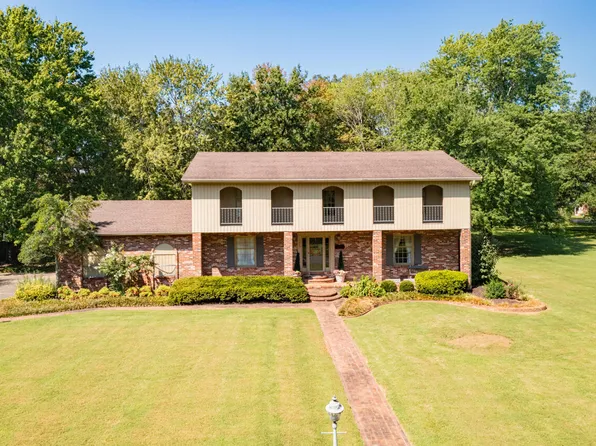 1002 County Cork Dr, Murray, KY 42071