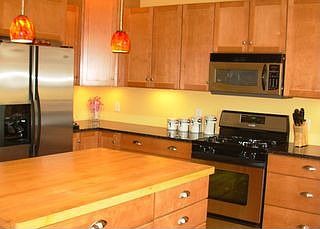 3rd image of 5221 Nannyberry Dr