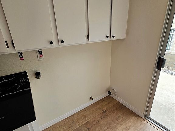 5th image of 7124 Valmont St #5