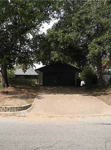 1st image of 2817 N Moulton Dr
