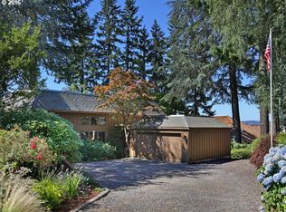 3535 SW 98th Ave, Portland, OR 97225