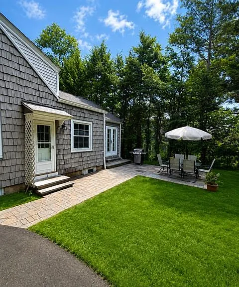120 Orchard St — Photo 2