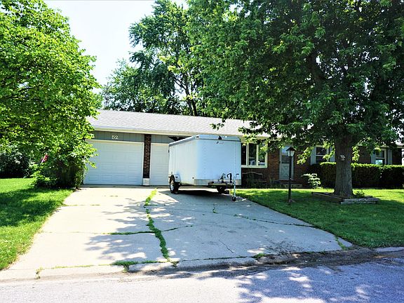 3rd image of 52 Poplar Dr