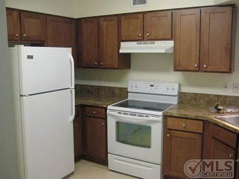 2nd image of 900 Scotia Dr APT 204