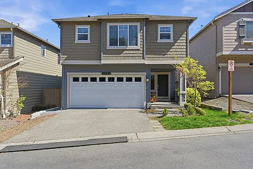 1229 92nd Ave NE Photo 1