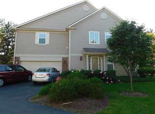 2135 Ivy Ridge Dr, Hoffman Estates, IL 60192