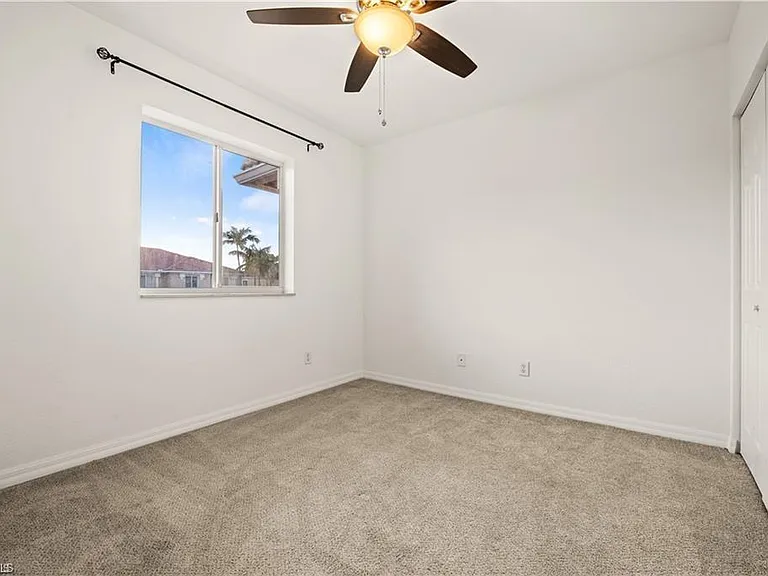 17579 Cherry Ridge Ln — Photo 14