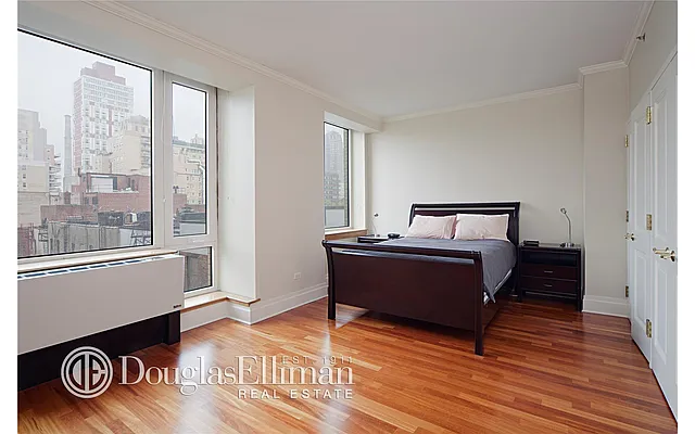 Sold by Douglas Elliman | media 24