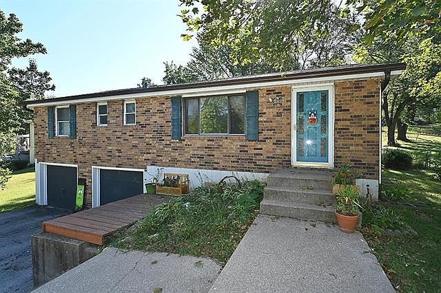 1st image of 15 Misty Springs Cir