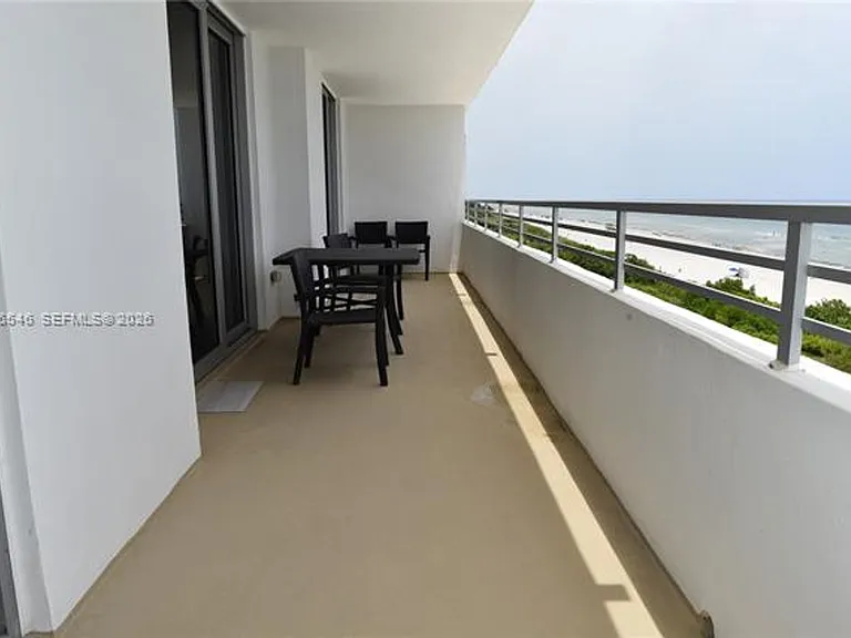 5555 Collins Avenue Cu #8K — Photo 10