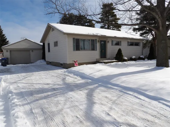 1315 Oregon Ave, Erie, PA 16505