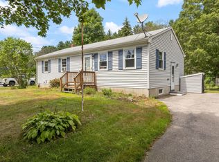 22 Eaton Dr, Buxton, ME 04093