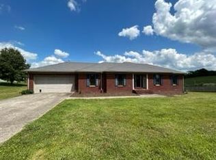 604 Wandering Hills Ave, Danville, KY 40422