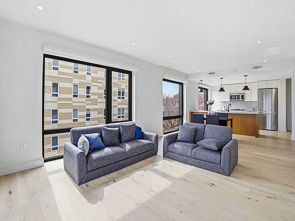 4th image of 1 Nevins Hill Way #509A