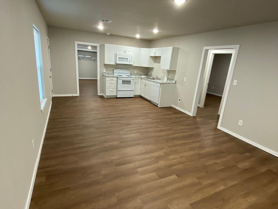 1st image of 2526 E Admiral Ct