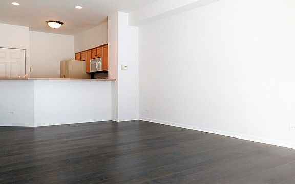 4th image of 2579 Arcadia Cir #2579
