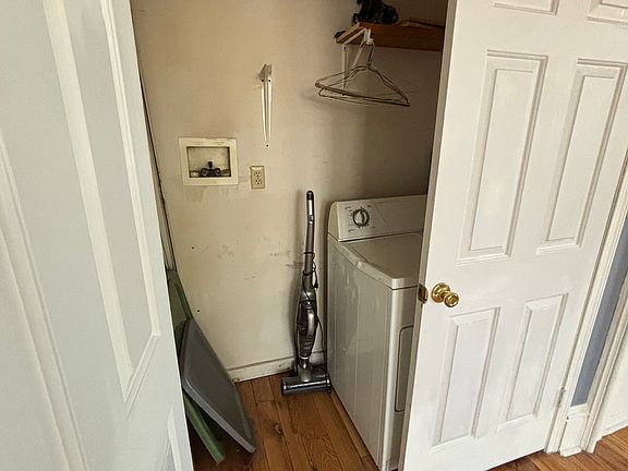 3rd image of 14 West Ave #2