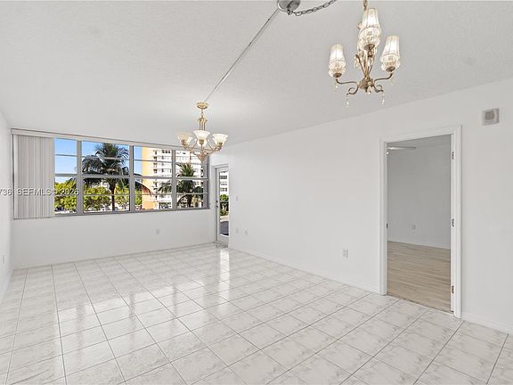 3rd image of 1351 NE Miami Gardens Dr APT 301E