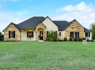 110 N Star Crossing Ln, Weatherford, TX 76088