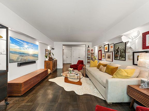 2nd image of 310 Lexington Ave APT 2J
