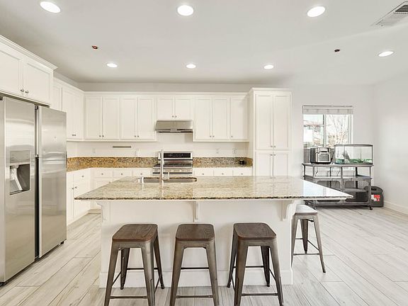 5th image of 1205 Cornell Ct