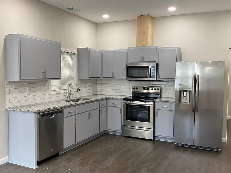 1st image of 616 West Ave #A