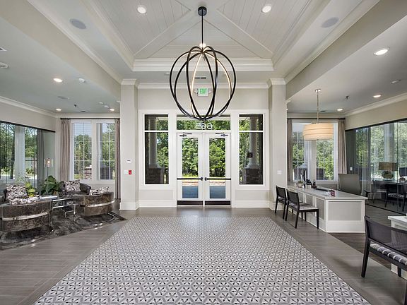 2nd image of 675 Lafayette Ave #5103